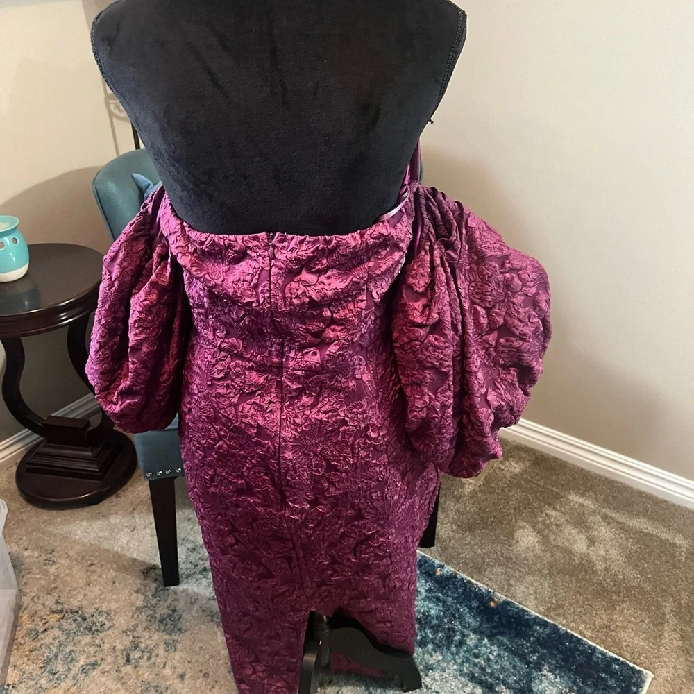 Elegant Purple Off-Shoulder Dress  Size XL - Picture 5 of 6